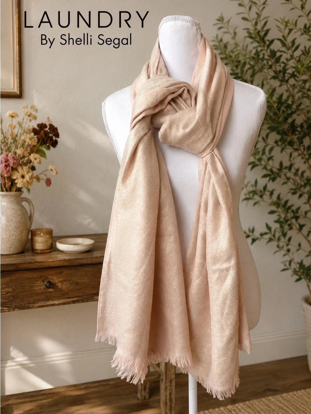Laundry by Shelli Segal Light Pink Shimmering Wrap/Scarf